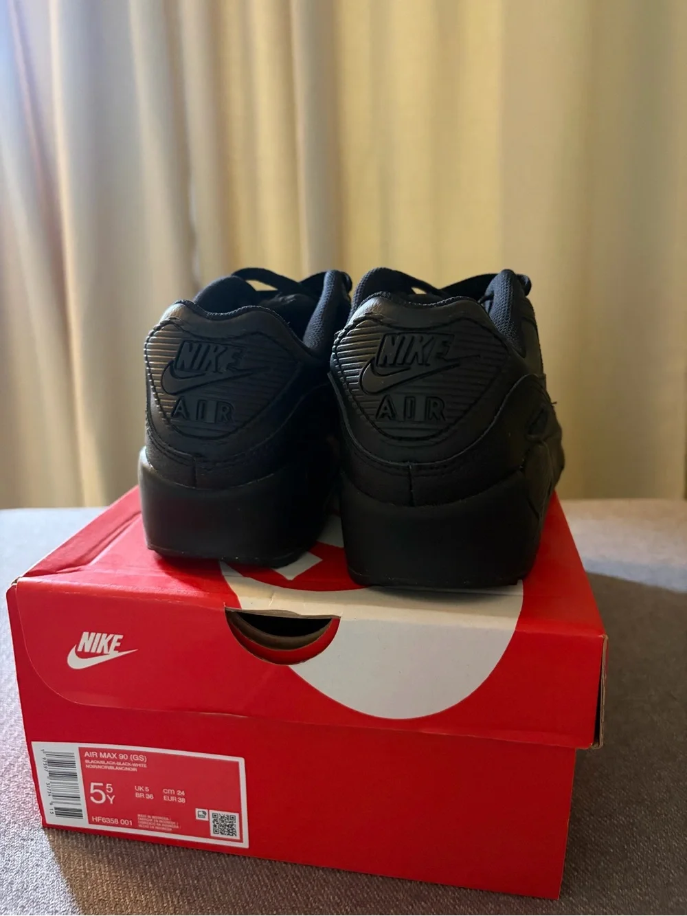 Nike Air Max 90’s Youth All-Black Low-Top Sneakers